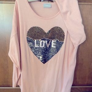 Lightweight pale pink sweater Size 3x 3/4 sleeve with sequence heart “Love”